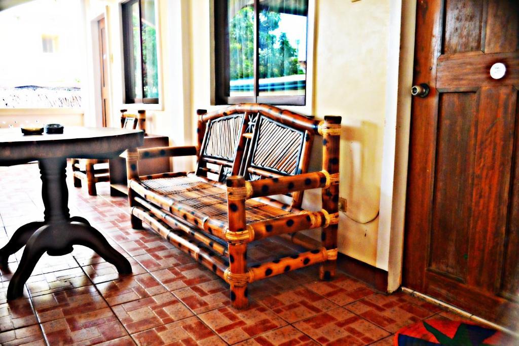 Alliyah'S Beach Resort Balabag  Buitenkant foto