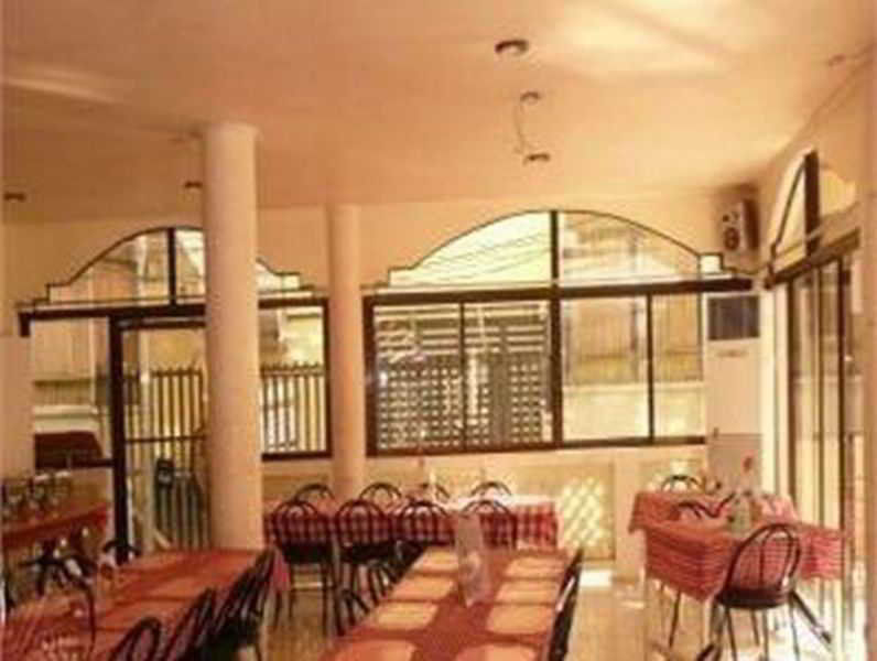 Alliyah'S Beach Resort Balabag  Buitenkant foto