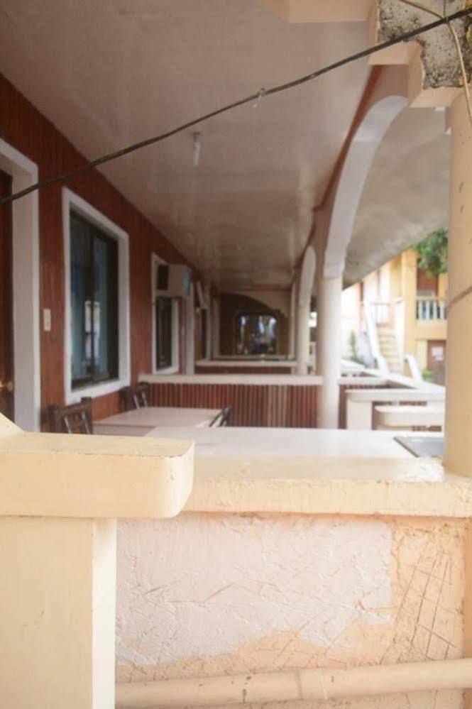 Alliyah'S Beach Resort Balabag  Buitenkant foto